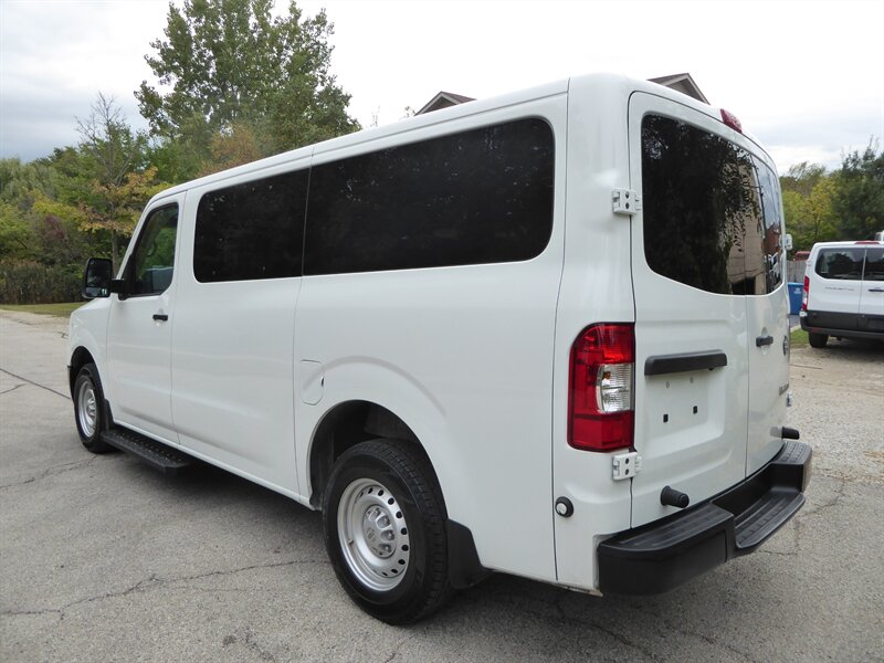 2020 Nissan NV3500 photo 3