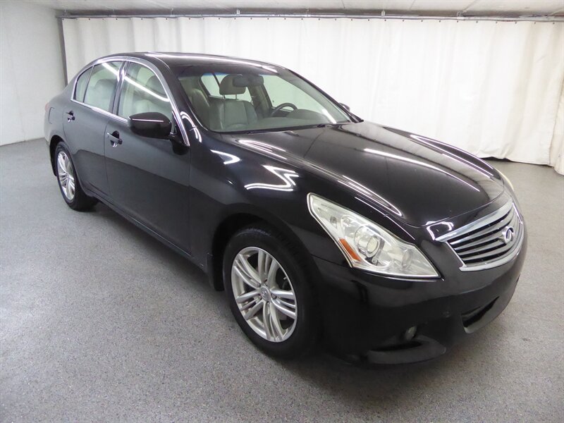 2012 INFINITI G25 Sedan x - Photo 1 - Downers Grove, IL 60515
