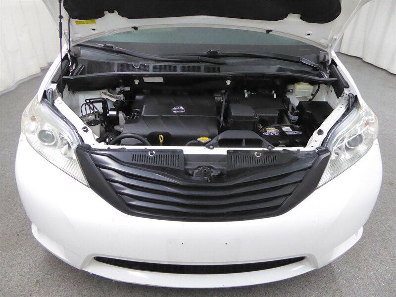 2016 TOYOTA SIENNA - Image 29