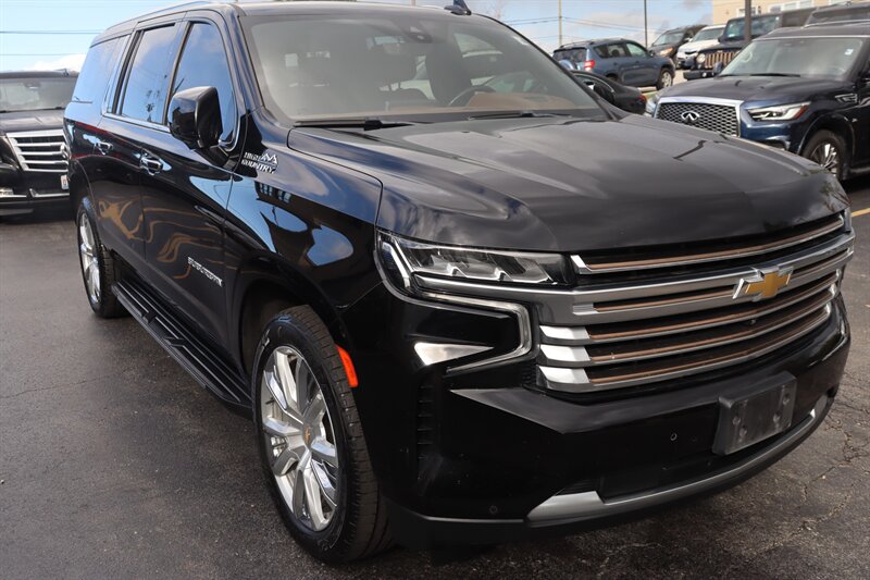 2022 Chevrolet Suburban High Country  