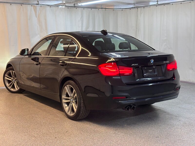 2018 Bmw 330i xDrive Sedan photo 2
