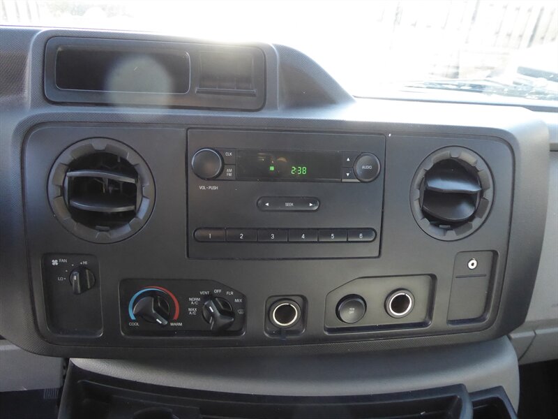 2013 FORD E-350 - Image 14