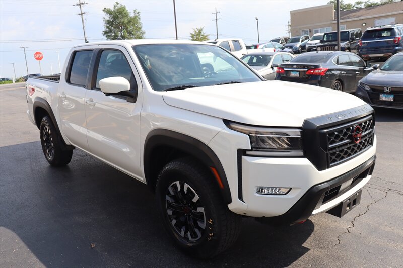 Glacier White 2024 Nissan Frontier Pickup Truck Four-Wheel Drive Automatic