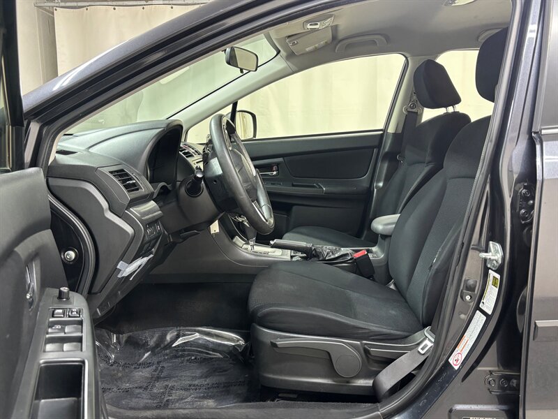 2012 Subaru Impreza 2.0i Premium   - Photo 10 - Downers Grove, IL 60515
