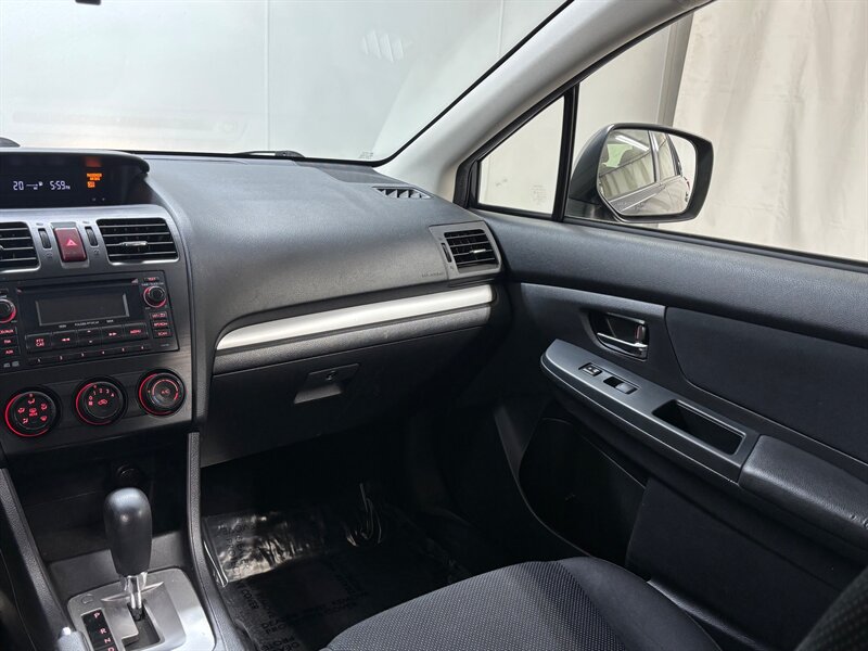 2012 Subaru Impreza 2.0i Premium   - Photo 14 - Downers Grove, IL 60515