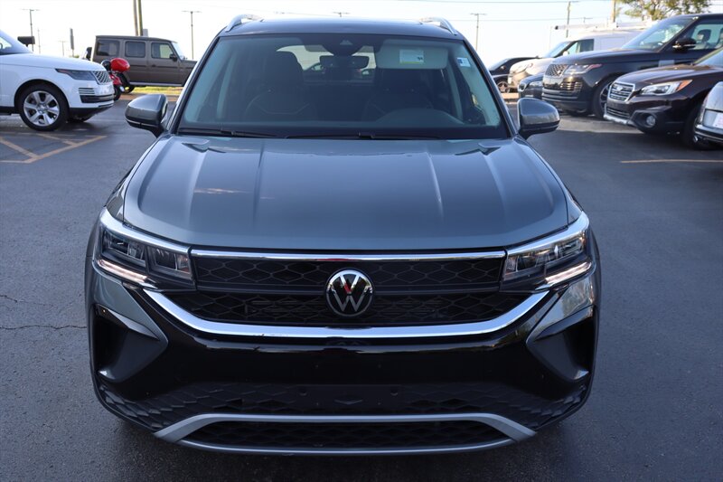 2023 Volkswagen Taos SE 4Motion  