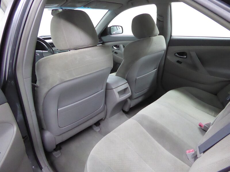 2009 TOYOTA CAMRY - Image 24