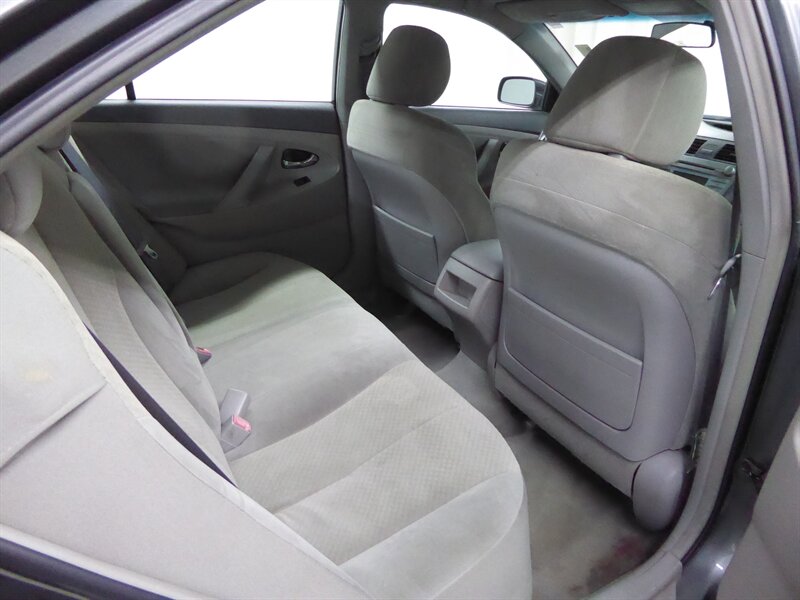 2009 TOYOTA CAMRY - Image 27