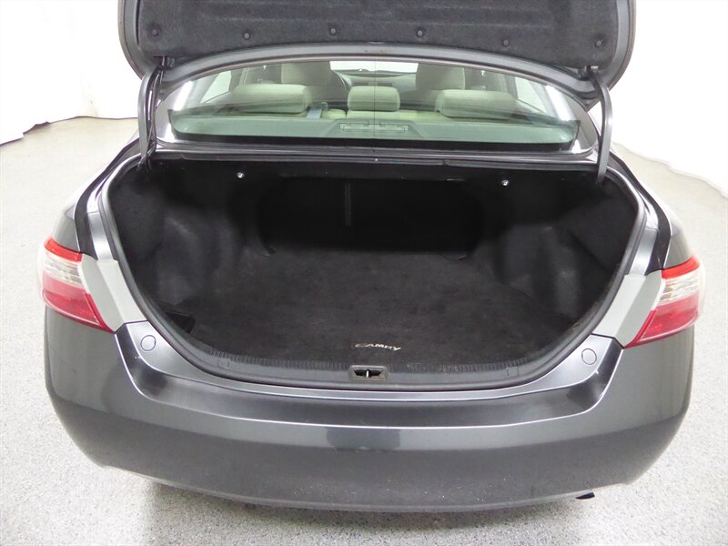 2009 TOYOTA CAMRY - Image 30