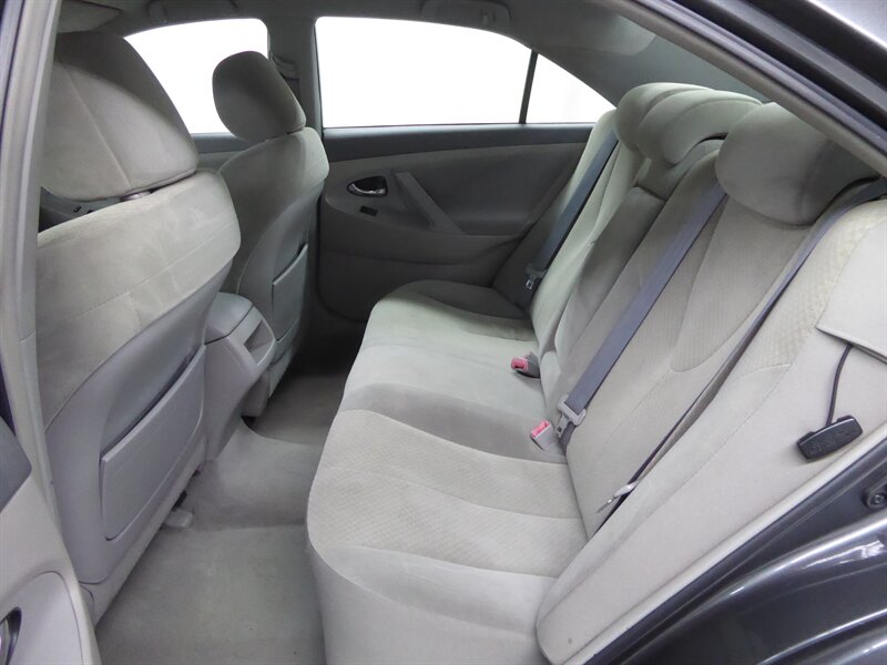 2009 TOYOTA CAMRY - Image 25