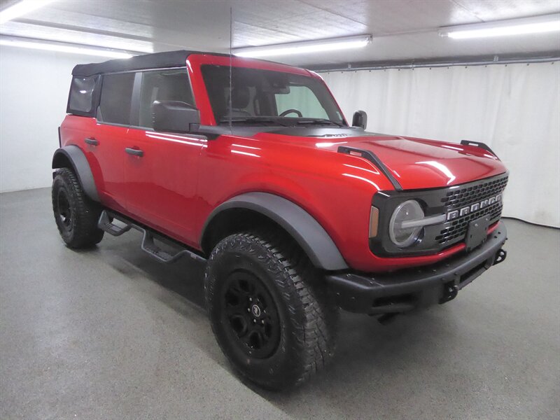 2024 Ford Bronco Wildtrak 4x4's photo