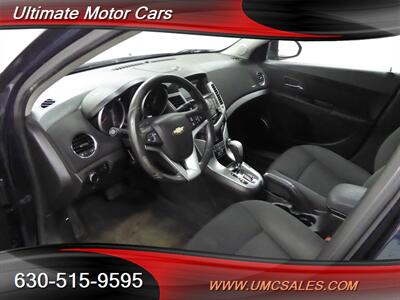 2011 Chevrolet Cruze LT   - Photo 15 - Downers Grove, IL 60515