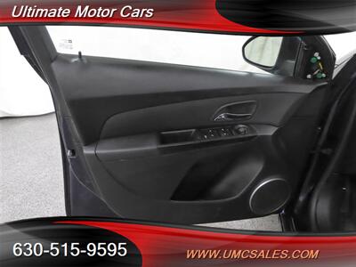 2011 Chevrolet Cruze LT   - Photo 18 - Downers Grove, IL 60515