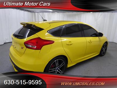 2017 Ford Focus ST   - Photo 7 - Downers Grove, IL 60515