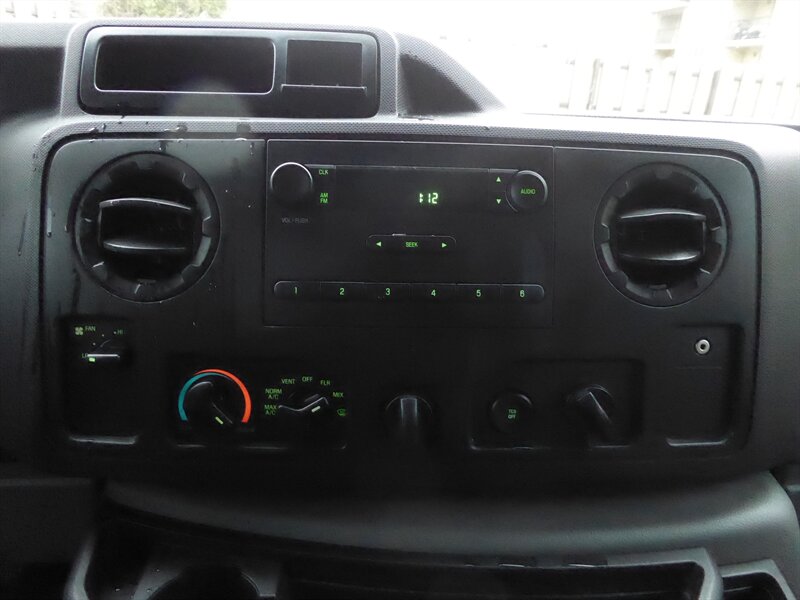 2013 FORD E-350 - Image 13