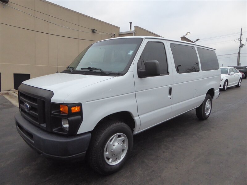 2013 FORD E-350 - Image 3
