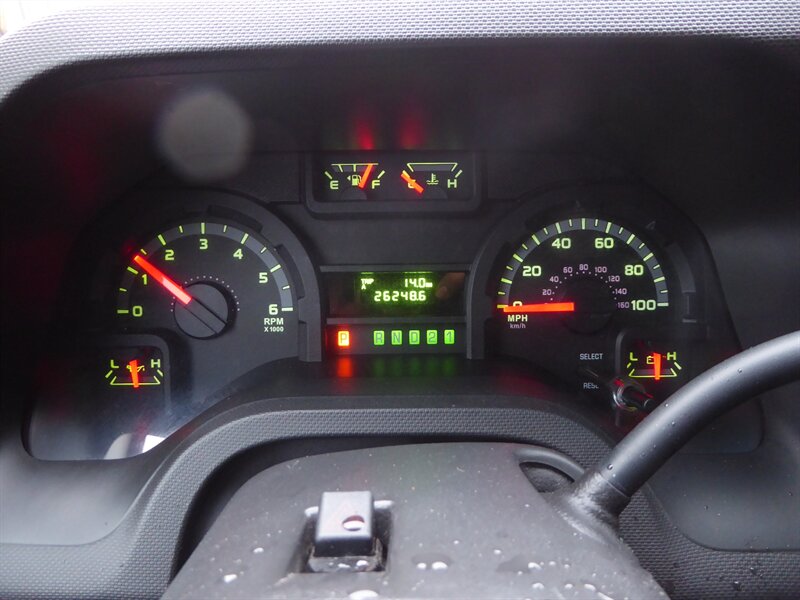 2013 FORD E-350 - Image 12