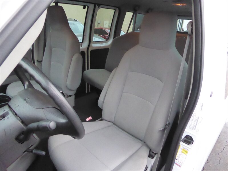 2013 FORD E-350 - Image 15