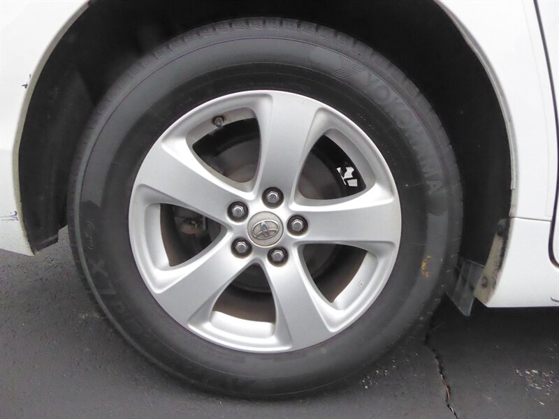 2014 TOYOTA SIENNA - Image 30