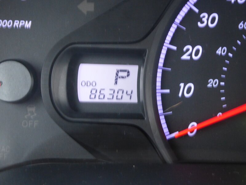 2014 TOYOTA SIENNA - Image 12