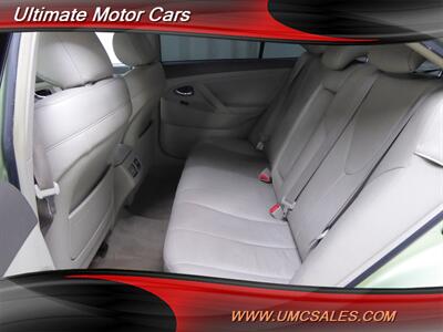2007 Toyota Camry Hybrid   - Photo 27 - Downers Grove, IL 60515