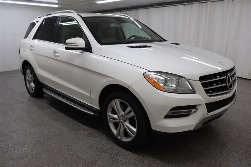 Diamond White Metallic 2014 Mercedes-Benz M-Class SUV / Crossover All-Wheel Drive 7-Speed Automatic