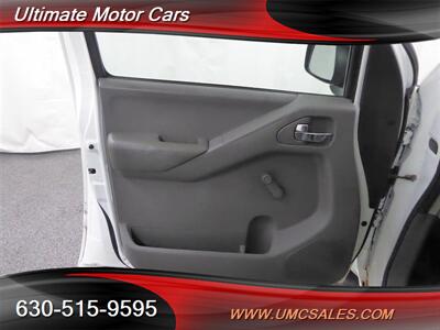 2013 Nissan Frontier SV   - Photo 13 - Downers Grove, IL 60515