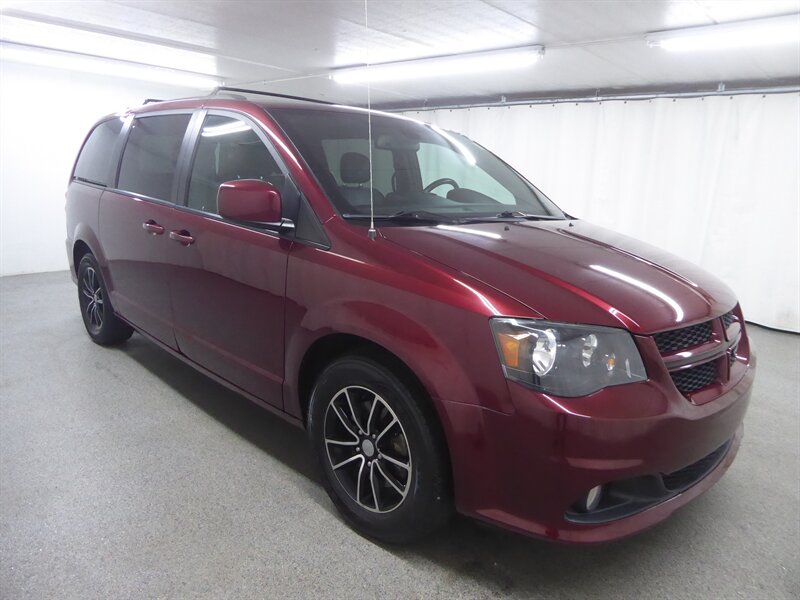Octane Red Pearl Coat 2019 Dodge Grand Caravan GT FWD Minivan Front-Wheel Drive Automatic