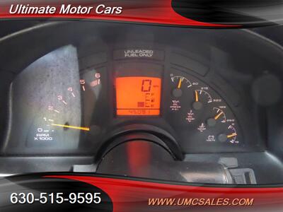 1996 Chevrolet Corvette   - Photo 11 - Downers Grove, IL 60515