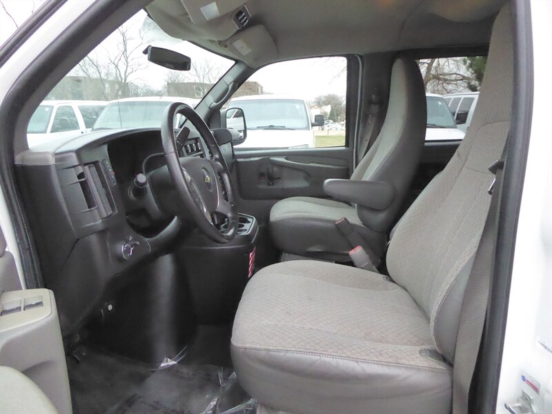 2012 CHEVROLET EXPRESS - Image 18