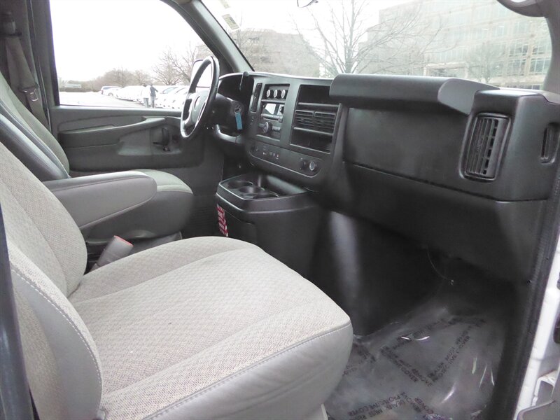 2012 CHEVROLET EXPRESS - Image 20