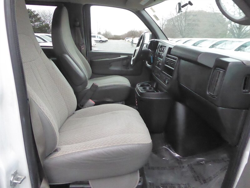 2012 CHEVROLET EXPRESS - Image 22