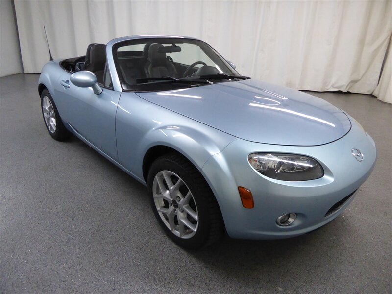 2008 Mazda MX-5 Miata SV - Photo 1 - Downers Grove, IL 60515