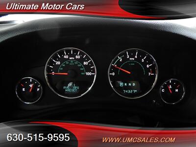 2017 Jeep Wrangler Unlimited Willys Wheeler W   - Photo 12 - Downers Grove, IL 60515