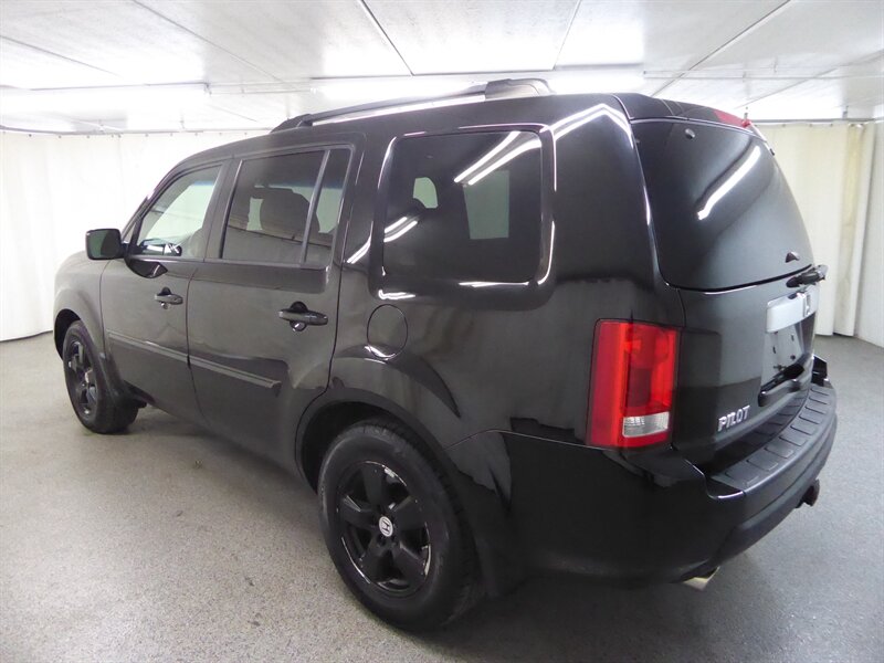 2009 Honda Pilot EX-L photo 3