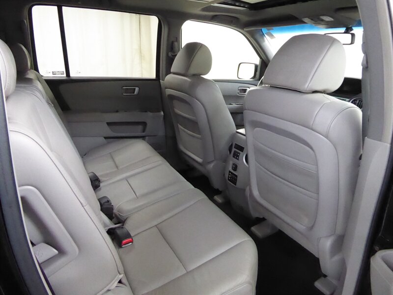 2009 Honda Pilot EX-L photo 29