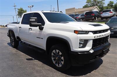 2022 Chevrolet Silverado 2500HD Custom Truck