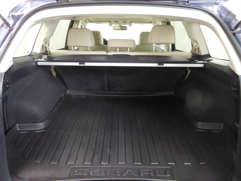 2013 Subaru Outback 2.5i Limited photo 34