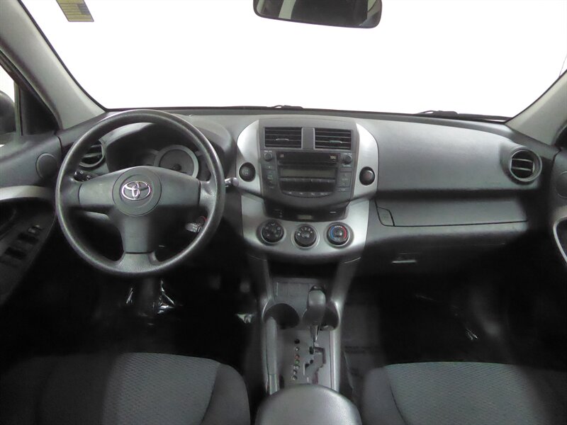 2007 TOYOTA RAV4 - Image 9