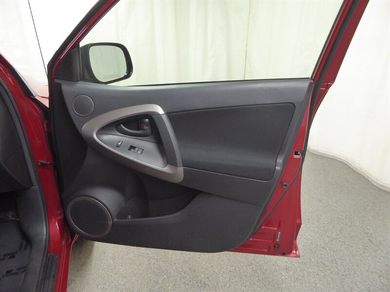 2007 TOYOTA RAV4 - Image 24