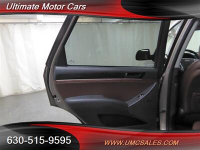 2011 Hyundai Veracruz Limited   - Photo 28 - Downers Grove, IL 60515