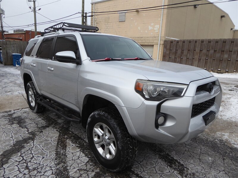 2014 Toyota 4Runner SR5's photo