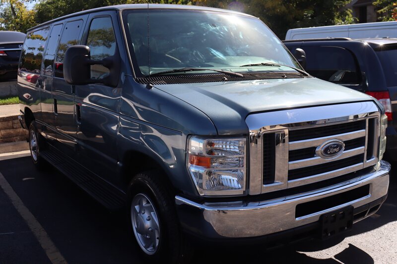 2012 Ford E-Series Econoline Wagon