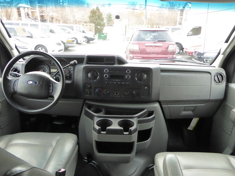 2013 FORD E-350 - Image 9