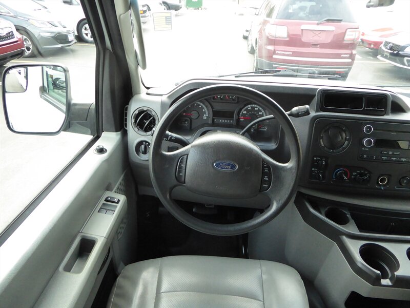 2013 FORD E-350 - Image 11