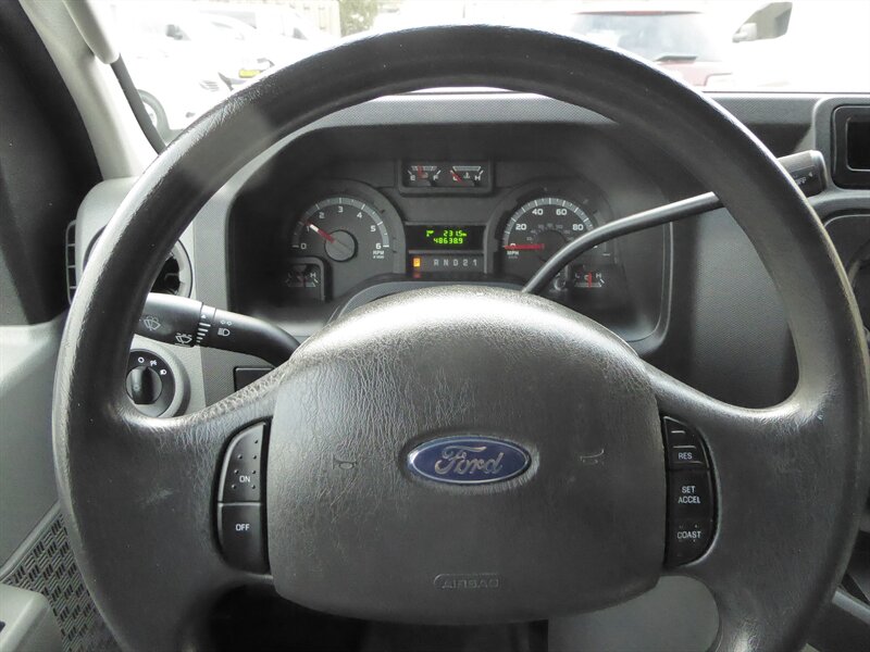 2013 FORD E-350 - Image 12