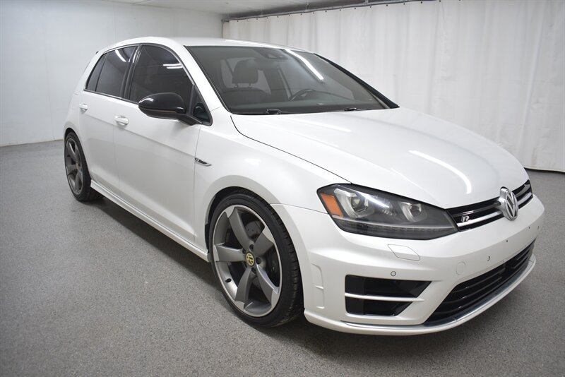 Oryx White Pearl 2016 Volkswagen Golf R 4-Door AWD Hatchback All-Wheel Drive 6-Speed Manual