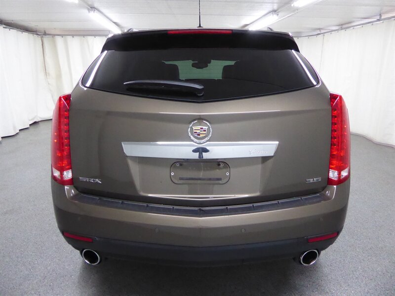 2015 Cadillac SRX Luxury photo 4