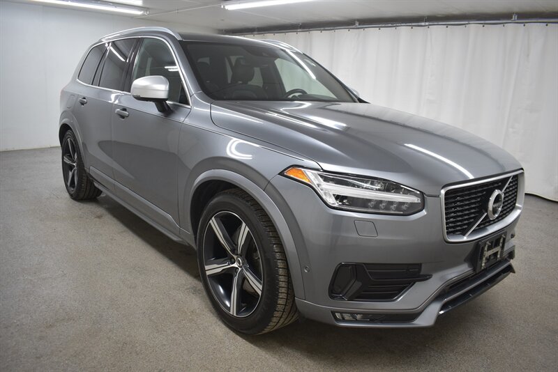 2016 Volvo XC90 T6 R-Design  