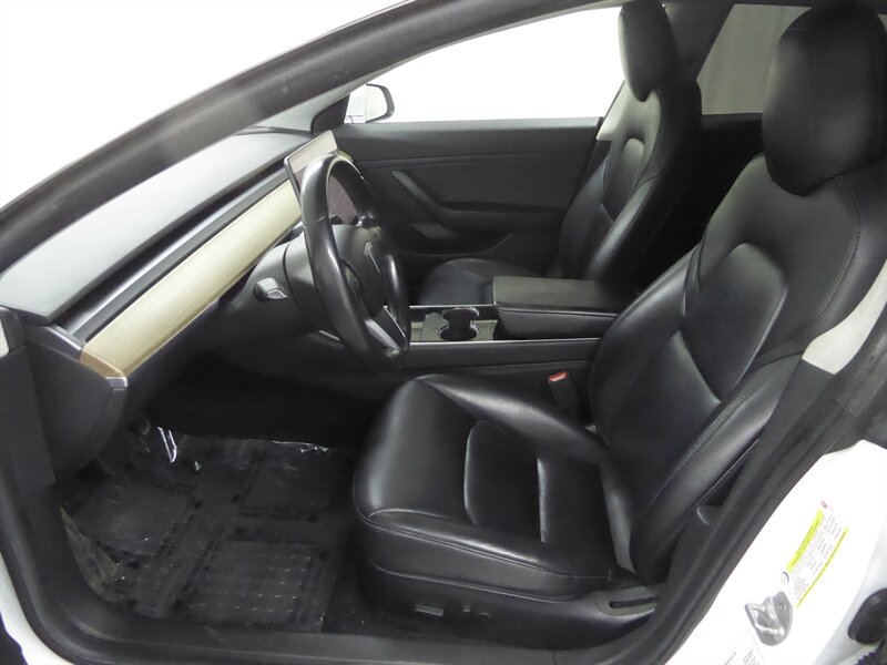 2019 TESLA MODEL 3 - Image 19